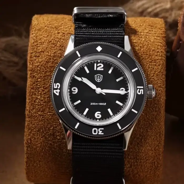 Watchdives – montre 50-Fathoms VH31, mouvement à quartz, secondes lumineuses, étanche à 200m, saphir