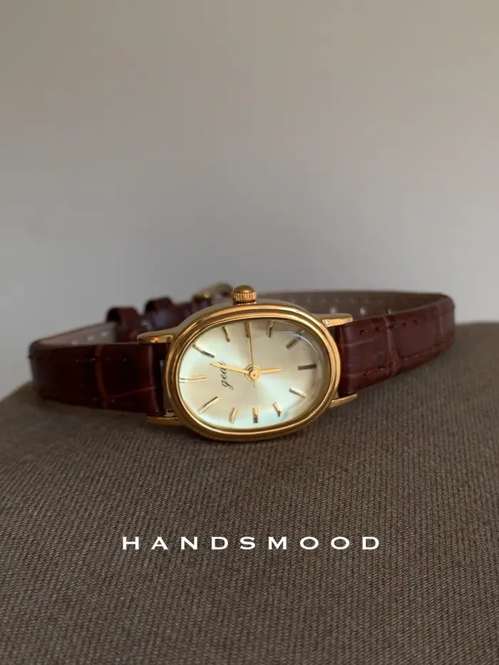 Montre pour femme Vintage montre à Quartz ovale marron or montre cadeau en cuir exquis montre pour f