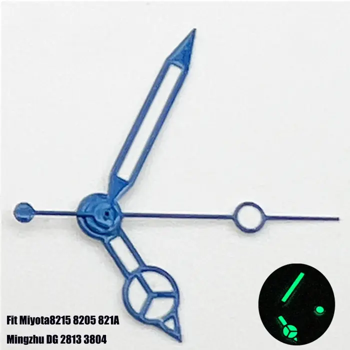 Aiguilles de montre lumineuses bleues et vertes