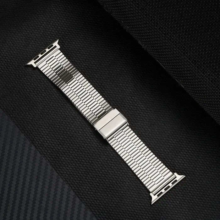 Bracelet en métal pour Apple Watch Ultra 3 49mm, S10 11 46/42mm, 9 8 7 45/41mm, bracelet en acier in
