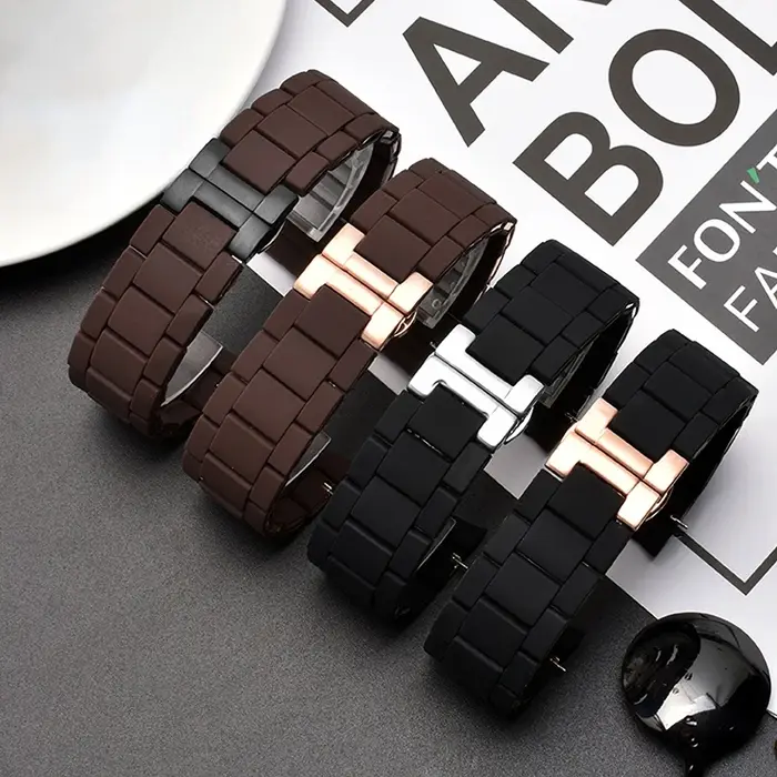 Bracelet de montre en acier plaqué caoutchouc silicone blanc et noir