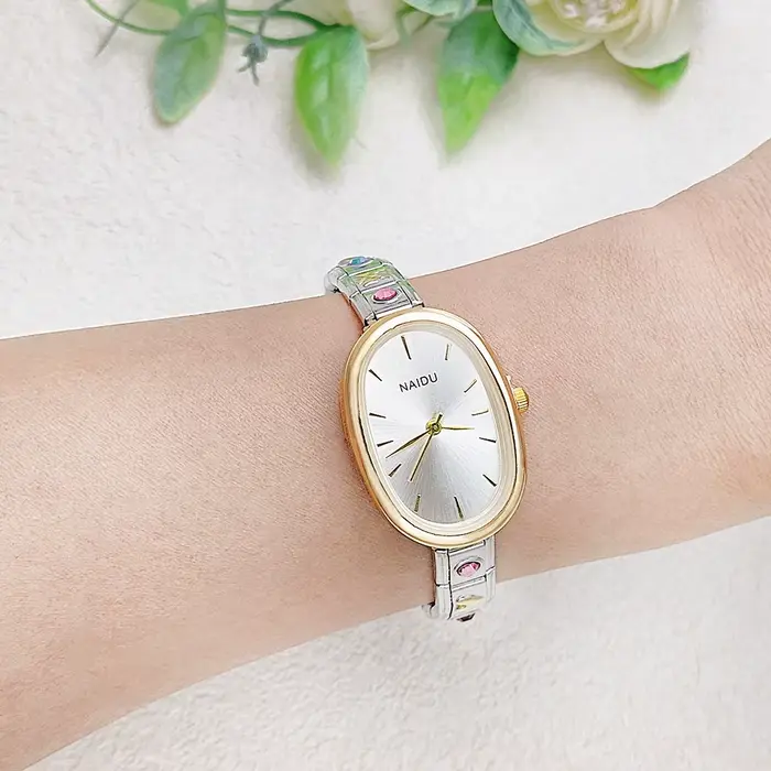 Montre de niche pour femme