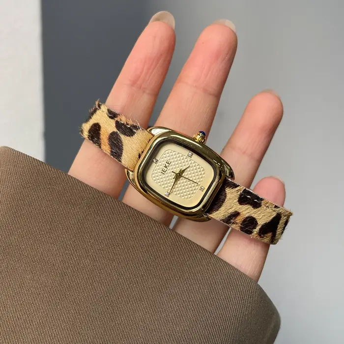 Montre élégante à imprimé léopard de luxe, nouveau modèle 2026, montre pour femme de style professio