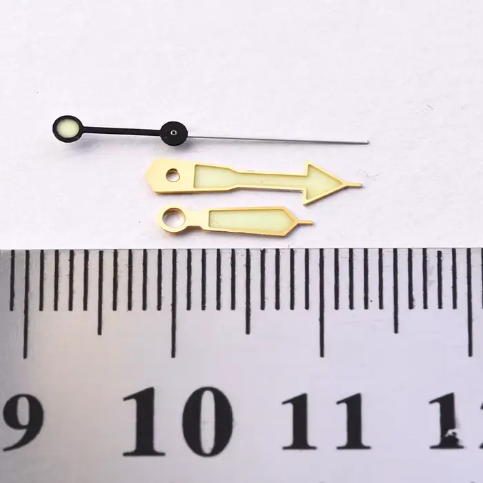 Aiguilles de montre super lumineuses pour NH35/NH36