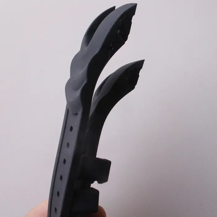 Bracelet de montre en silicone de 26 mm pour Invicta Reserve Venom