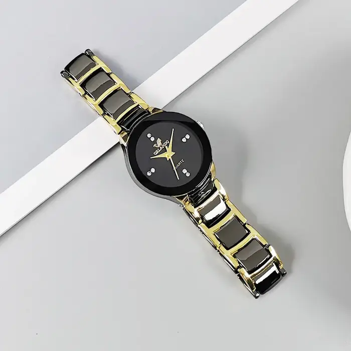 Montre homme quartz en acier à cadran noir