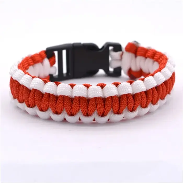 Bracelet de survie en paracorde tressé vert armée