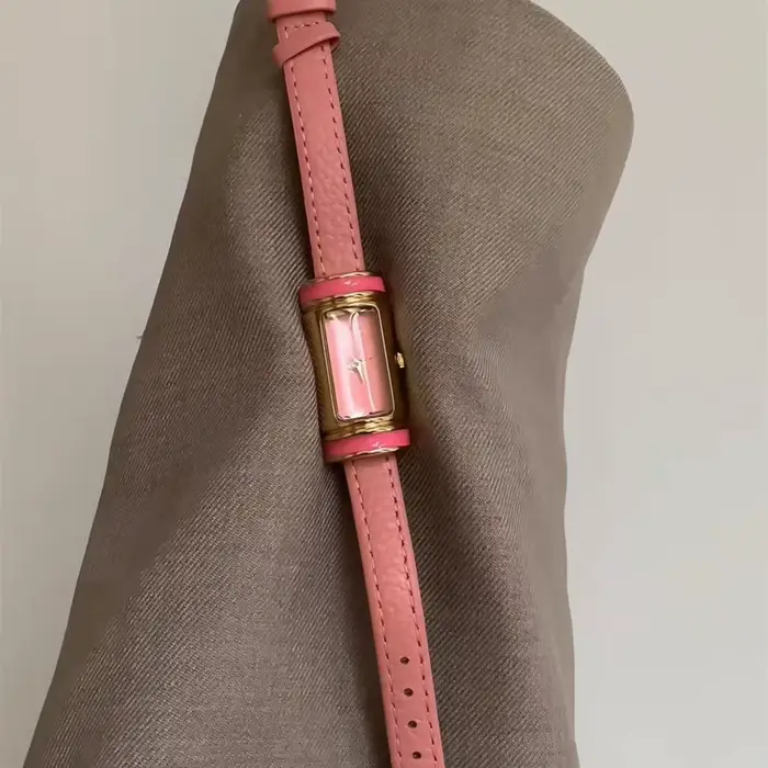 Nouvelle Montre Femme Luxe Léger 2026 – Design Classique Polyvalent Haut de Gamme en Cuir