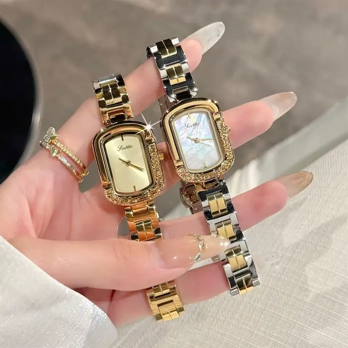 Montre carrée haut de gamme pour femmes, nouveau luxe, cadre asymétrique inhabituel, montre à Quartz en acier inoxydable doré, cadeau pour femmes, 2026