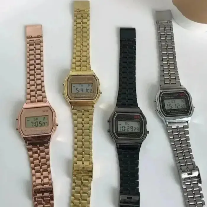 Montre numérique tendance pour hommes