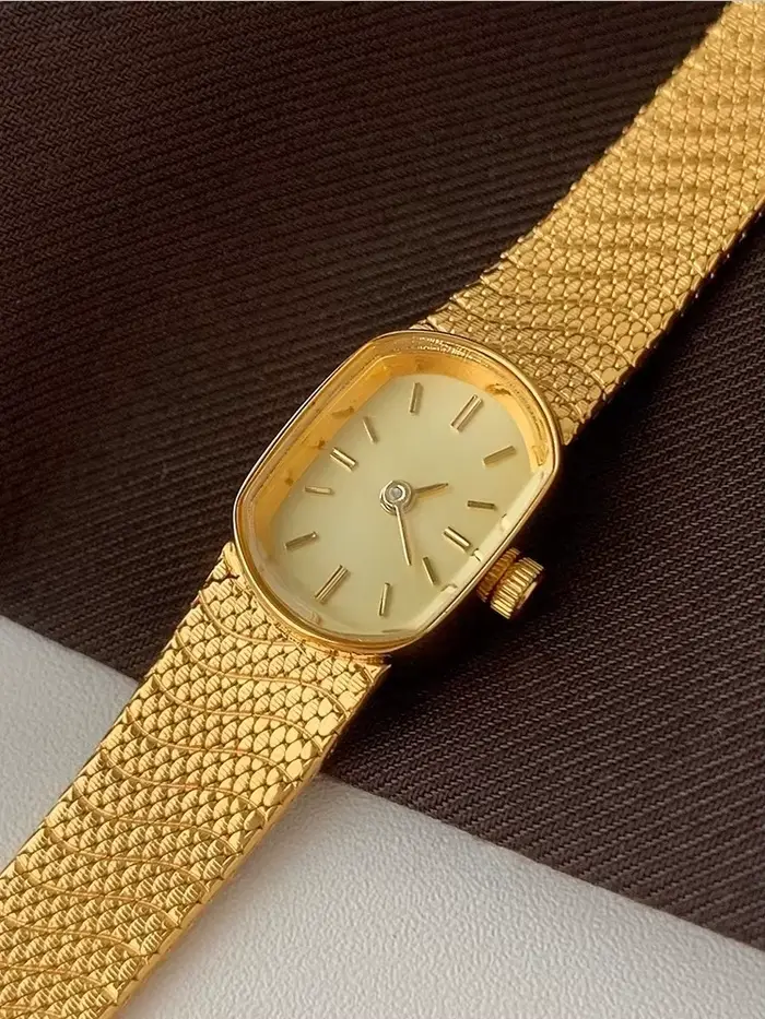 Montre pour femmes, niche de luxe légère