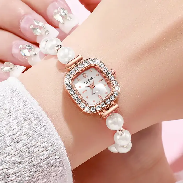 Montres carrées pour femmes