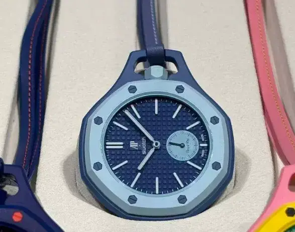 En stock, montre AP SWATCH