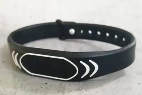 Bracelet intelligent réglable RFID en lecture seule