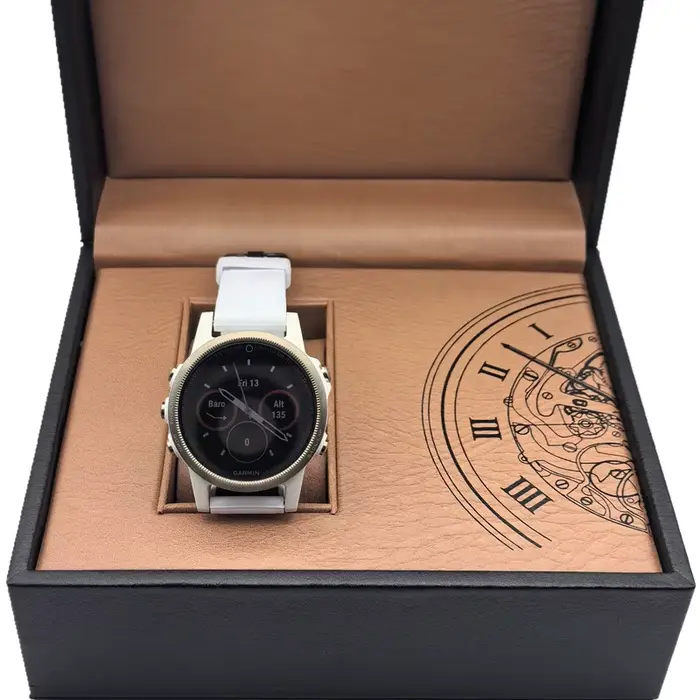 Montre GPS Garmin Fenix 5S 42 mm avec moniteur de fréquence cardiaque optique pour les sports de plein air
