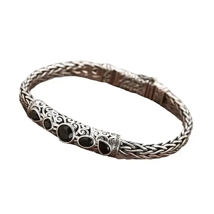 Bracelet en diamant noir tissé à la main pour hommes