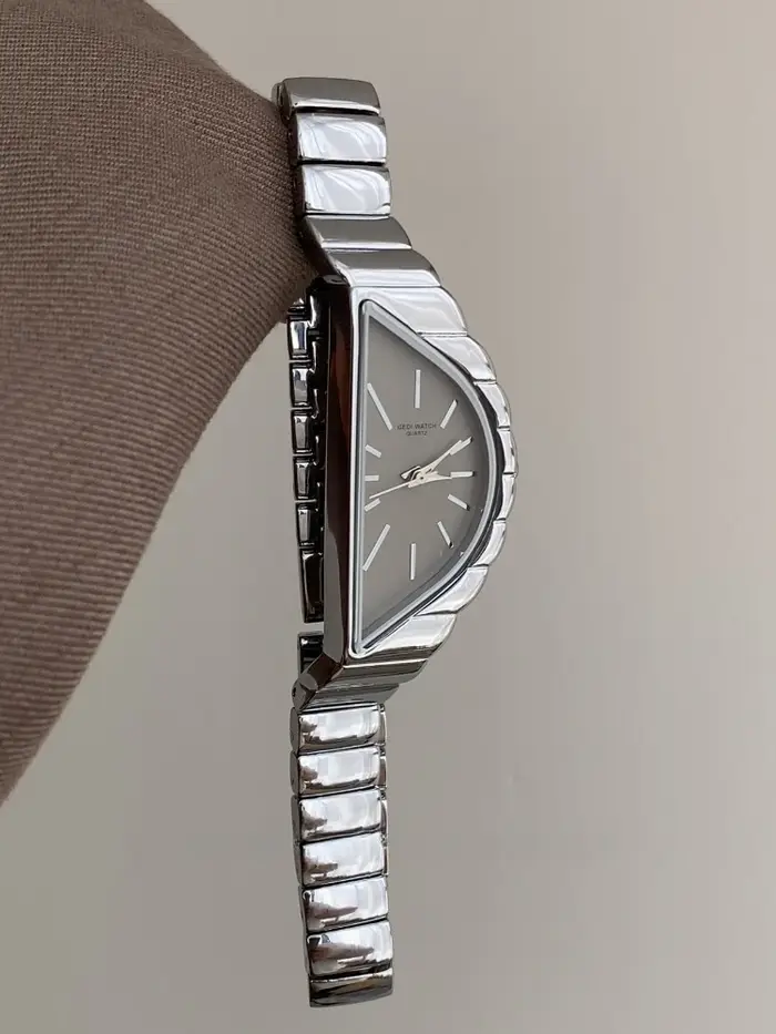 Montre à Quartz semi-circulaire Vintage en argent pour femmes