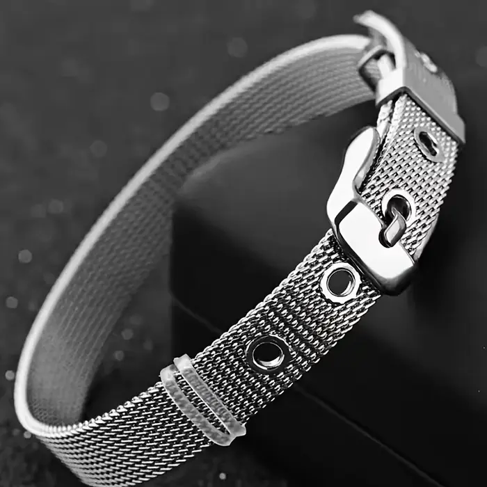 Bracelet en maille d'acier inoxydable, accessoire unisexe, polyvalent et durable, cadeau pour un usage quotidien, décontracté ou de luxe léger, adapté
