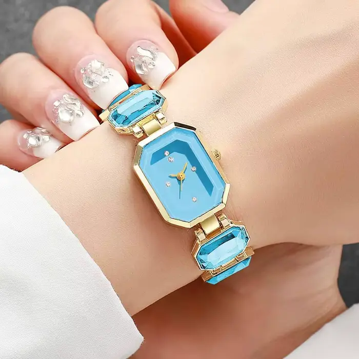 Montres élégantes pour femmes