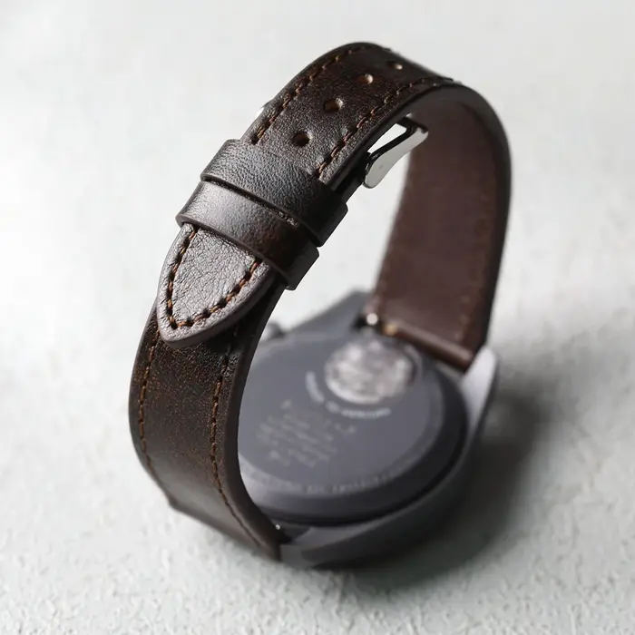 Bracelet en cuir brossé italien fait à la main