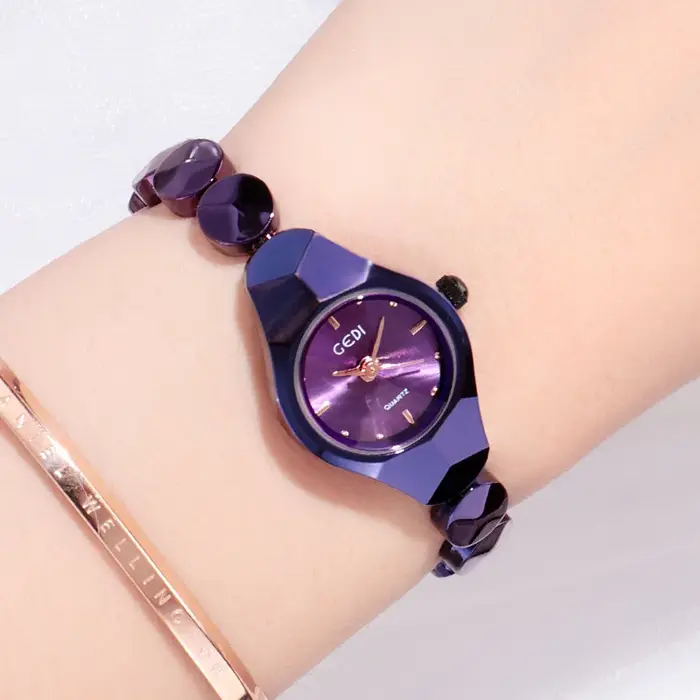 Bleu femmes montre lumière luxe à la mode Bracelet en métal montres