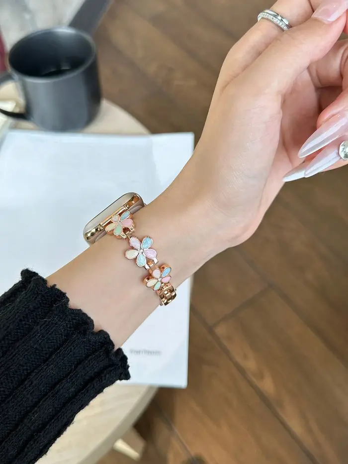 Bracelet en métal coloré pour Apple Watch