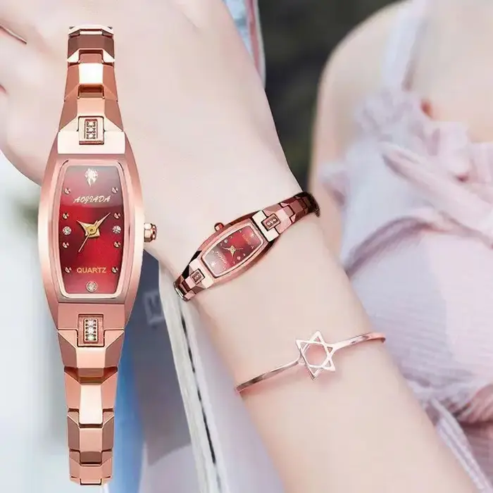 Montre rétro dorée pour femmes Vintage petites dames montres Bracelet en acier