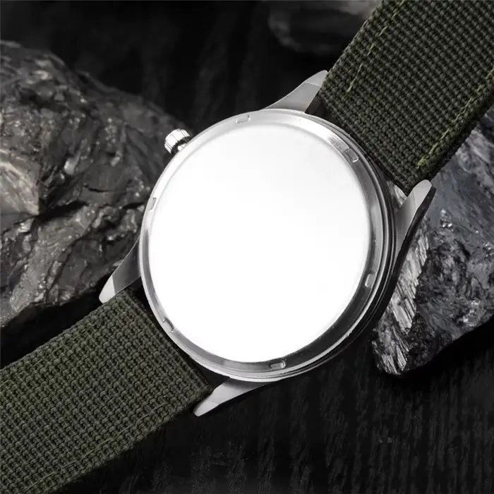 Garçons marque pas cher montres hommes mode décontracté bracelet en Nylon sport armée cadeaux Date Quartz montre-bracelet Fluorescent Relogio Masculino