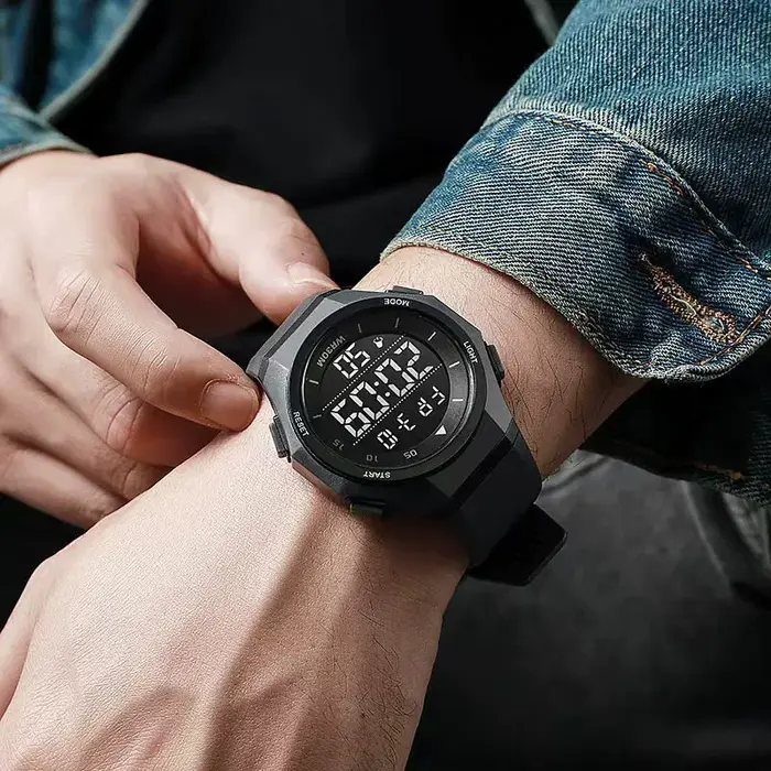 Montre électronique pour homme, tendance, sportive, anti-chute, lumineuse