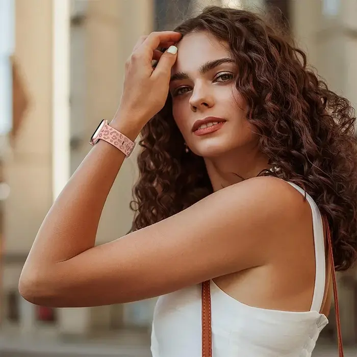 Bracelet léopard gravé pour Apple Watch