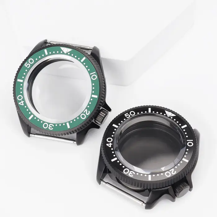 Boîtier de montre en acier SKX013 38 mm pour mouvements NH34 NH35 NH36 NH38