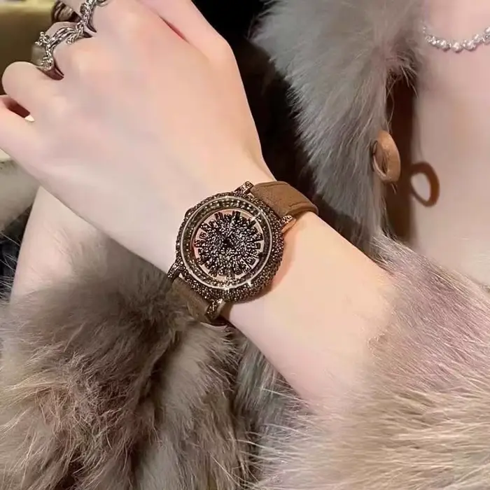 Montre pour femme, nouveau Style, avec diamants complets et lunette rotative, rétro et polyvalente, 