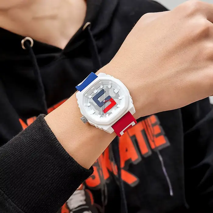 Nouvelle montre sport à quartz pour homme - Résistante aux chocs