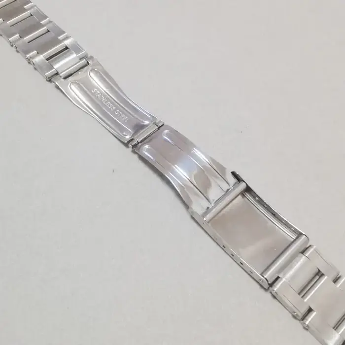 Bracelet de montre à rivets huîtres en acier inoxydable 316L