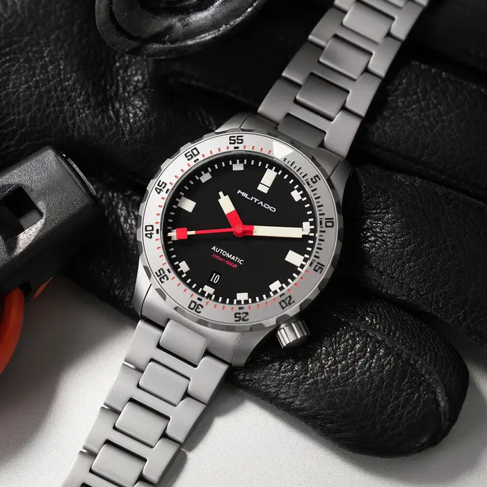 Militado ML20 39mm hommes montre PT5000 mouvement automatique saphir Luminova montres en acier inoxydable 200m montre-bracelet étanche