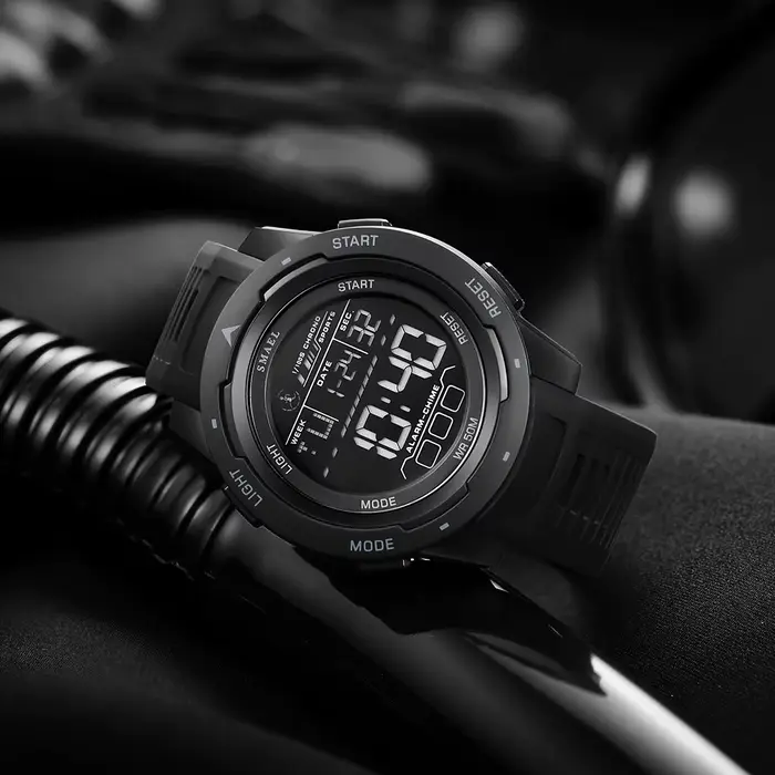 Montre-bracelet numérique étanche à LED pour homme