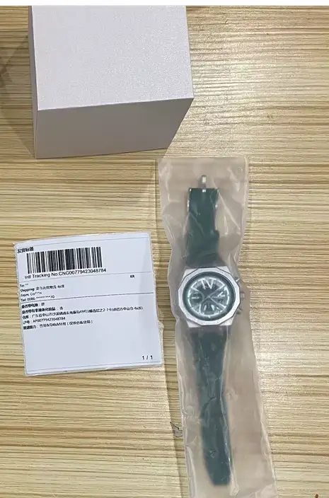Nouvelle Montre Automatique Style Tonneau Cadran Silicone Bracelet Étanche Sport Mécanique Acier Inoxydable 2026