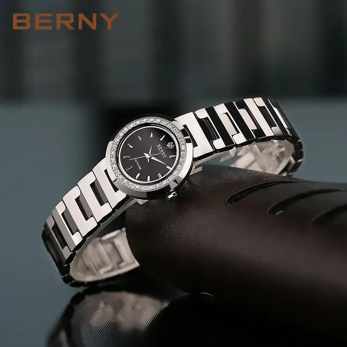 Montres-bracelets étanches pour femmes