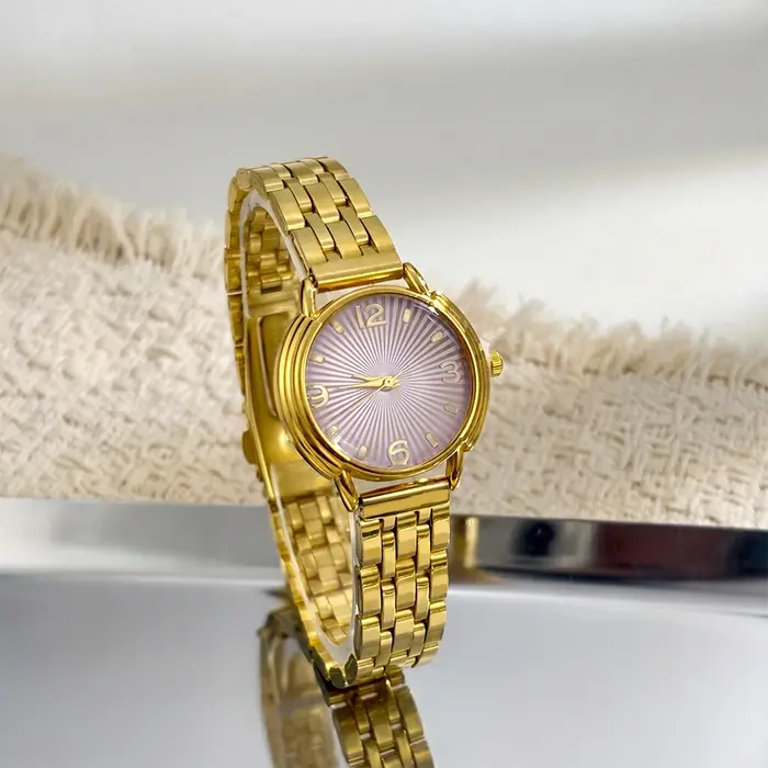 Montre en or pour femme : cadran rond effet soleil, bracelet en acier inoxydable, montre-bracelet de luxe légère