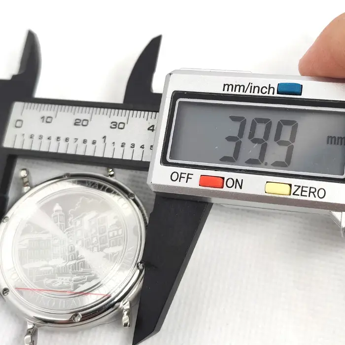 Boîtier de montre en acier inoxydable fin