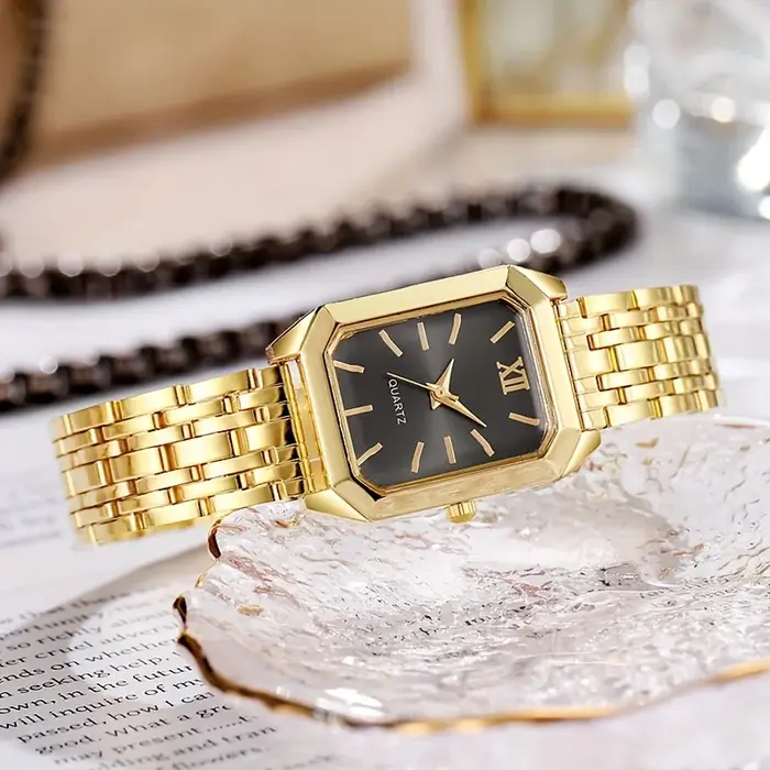 Montre de luxe élégante pour femmes, boîtier doré, bracelet en acier, mouvement à Quartz avec chiffres romains, accessoire de mode pour dames