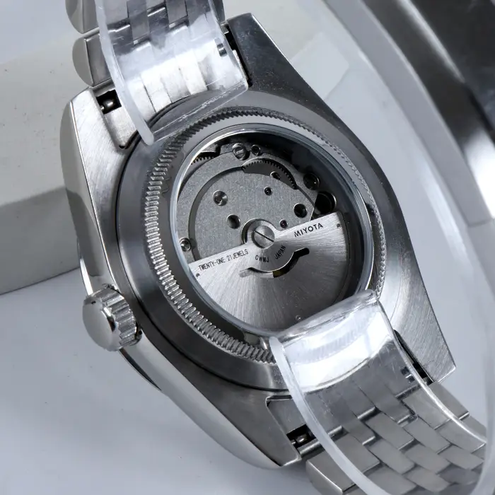 Montre MINUTESECOND 8285 pour qui soucie je suis déjà en retard 8285