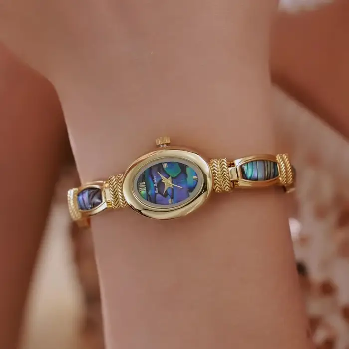 Cadran ovale femmes Bracelet montres haut de gamme de luxe dames