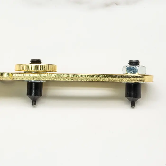 Outils de montre, ouvre-montre réglable