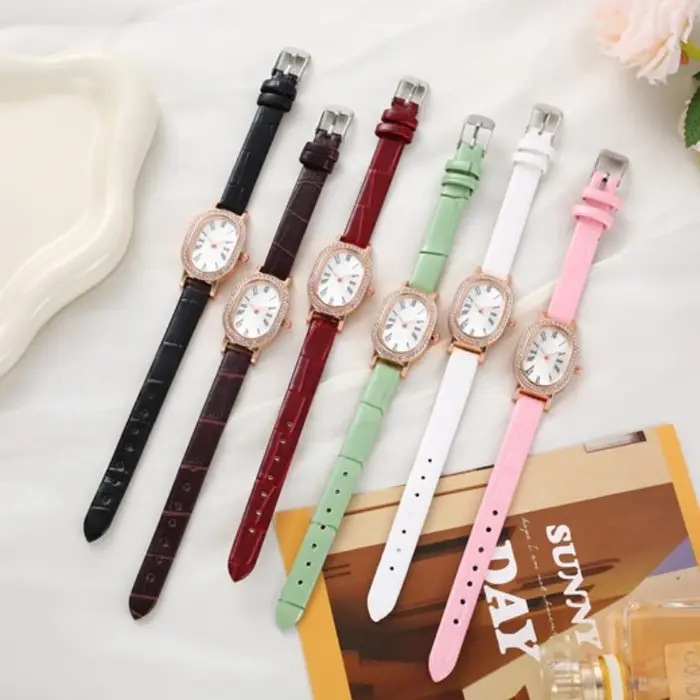 Montre pour femme vintage à cadran ovale avec strass