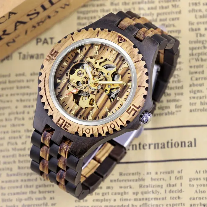 Montre en bois ajourée pour hommes, à la mode et personnalisée, montre de loisirs mécanique automati