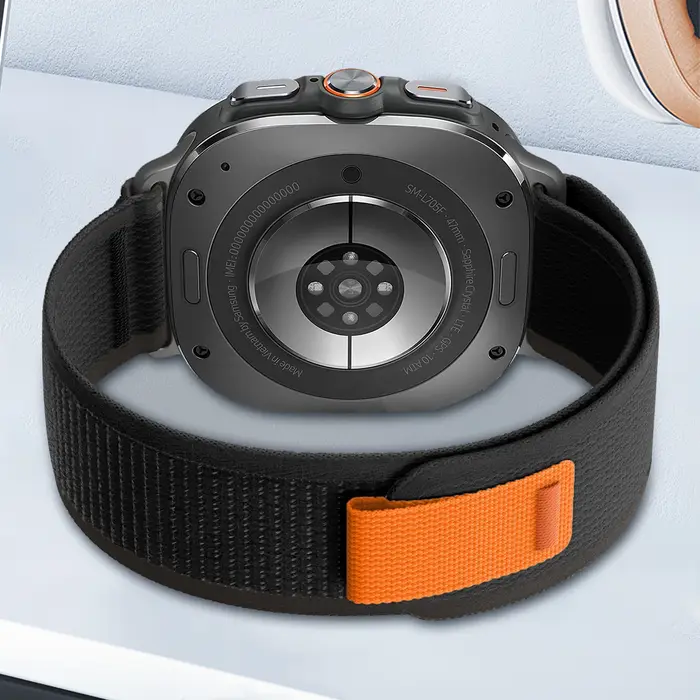 Bracelet pour Samsung Galaxy Watch Ultra 2025