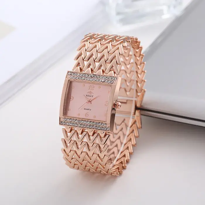 UTHAI W32 femmes mode montres à Quartz européen américain dame Bracelet montre diamants horloge fille montre-Bracelet bijoux