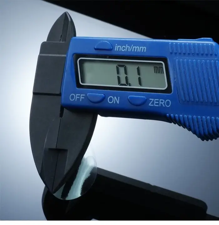 Surface de protection en verre pour montre avec film électrostatique en PVC