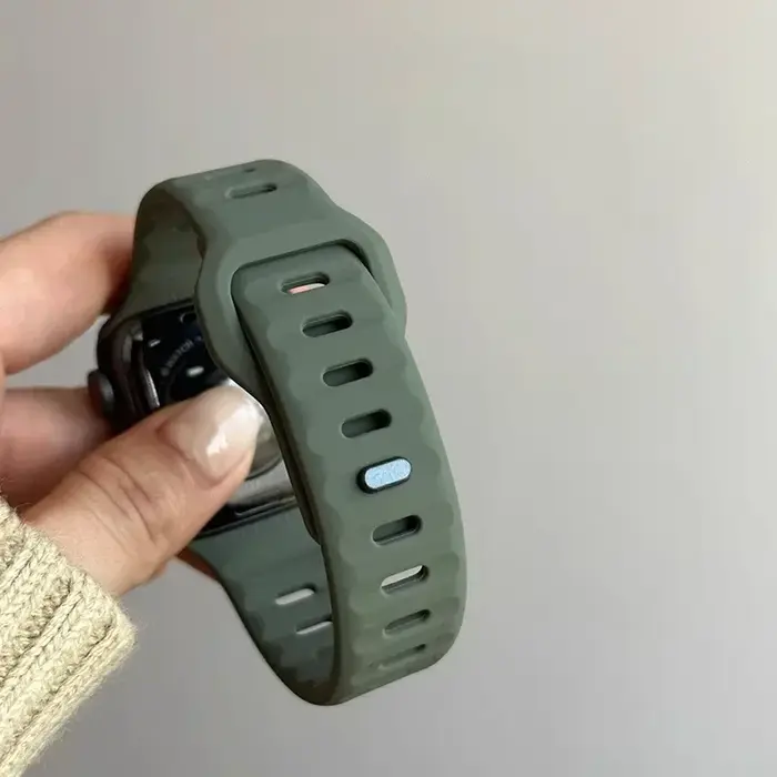 Bracelet en Silicone pour Apple Watch série 10, 46mm 42mm, 44mm 45mm 40mm 41mm, bracelet de sport iwatch 8 7 6 5 4 3 SE 9 Ultra 2 49mm